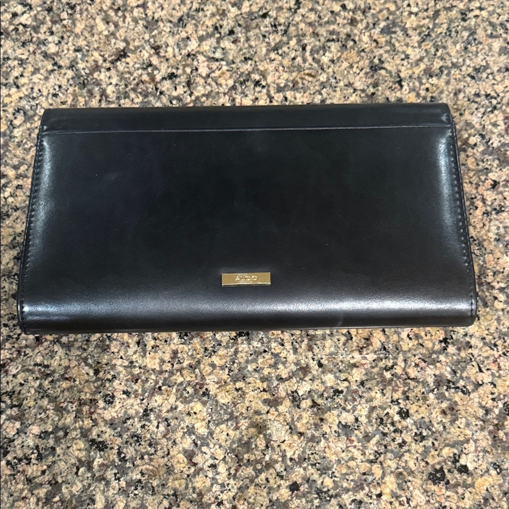 Aldo Clutch - Picture 4 of 7